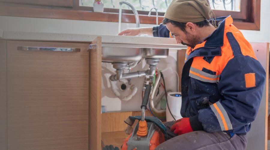 Expert burst pipe repair services in Lugoff, SC